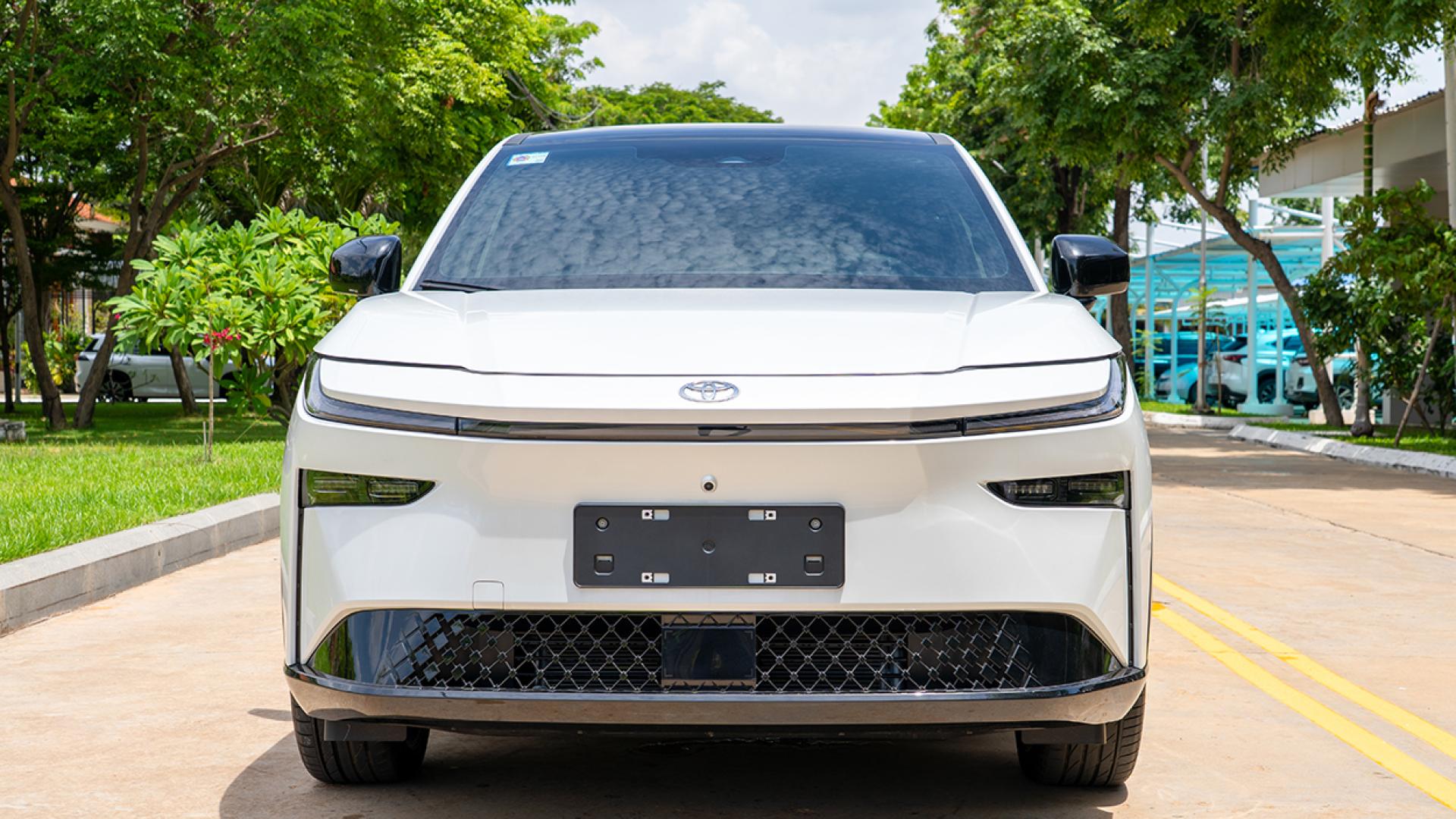 Toyota Bz3X
