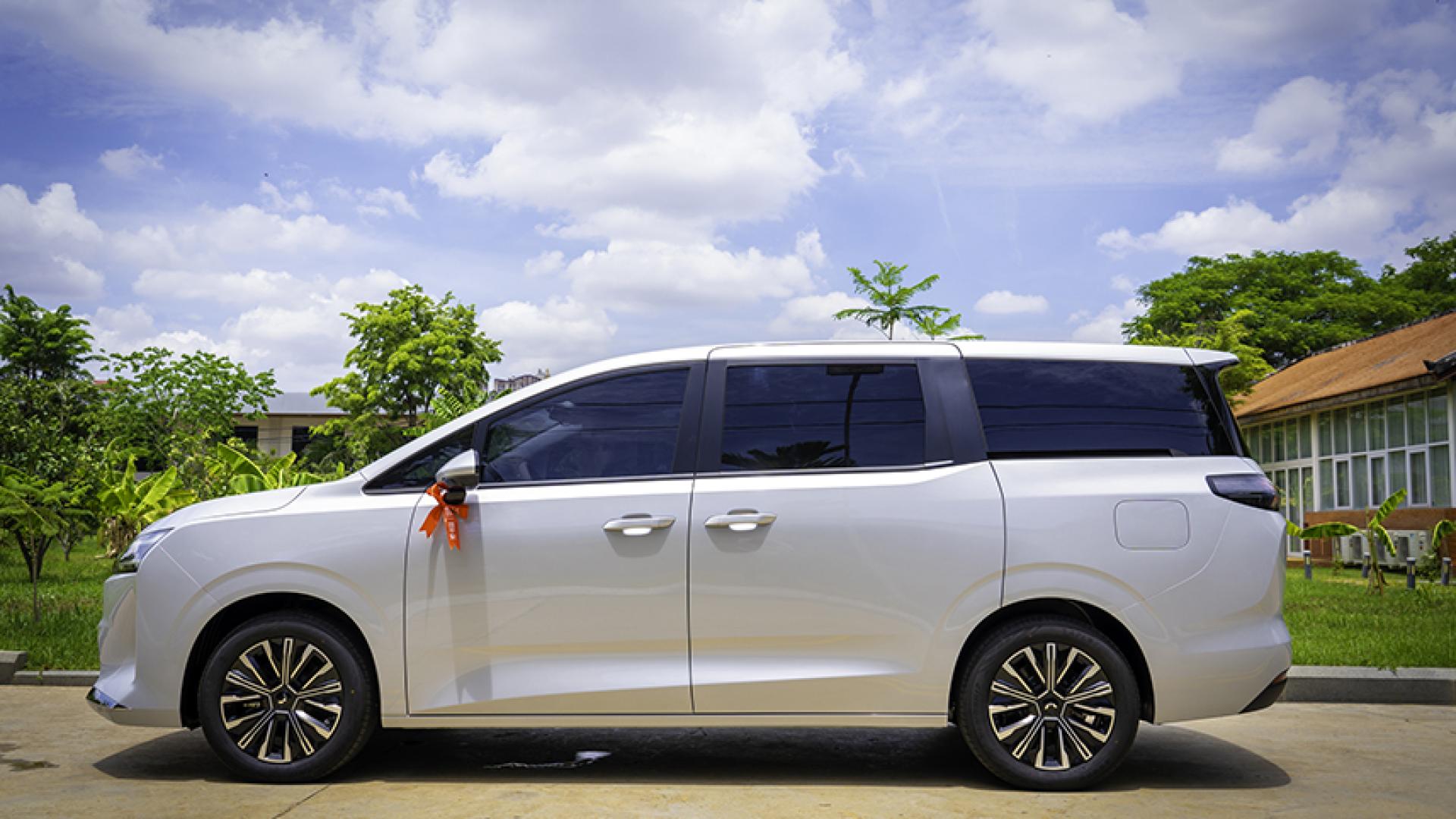 Wuling Starlight