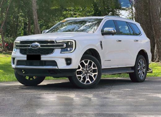 Ford Everest Titanium 2025