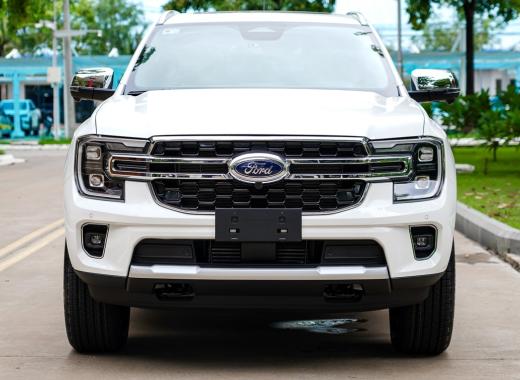 Ford Everest Titanium 2025