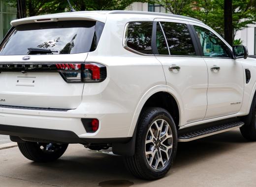 Ford Everest Titanium 2025