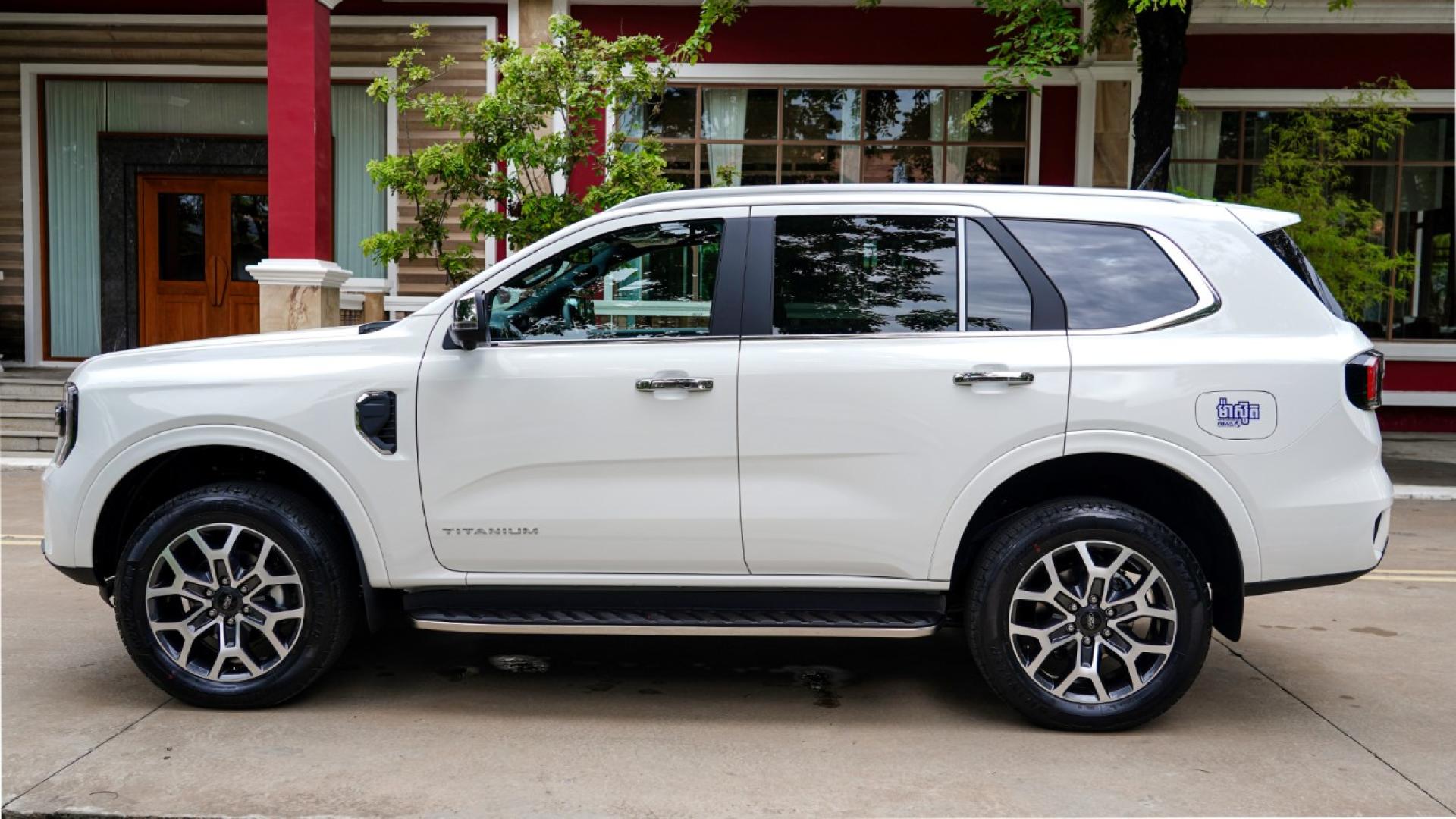 Ford Everest Titanium 2025