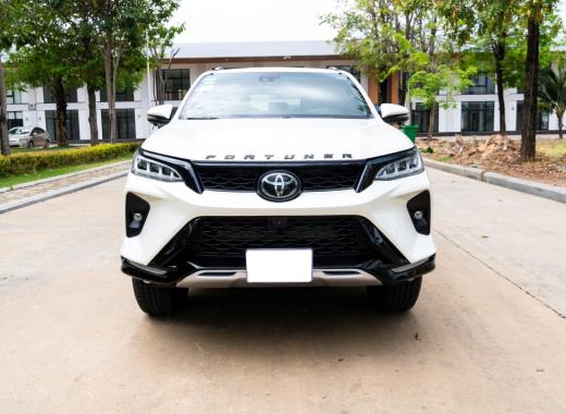 Toyota Fortuner Legender 2021
