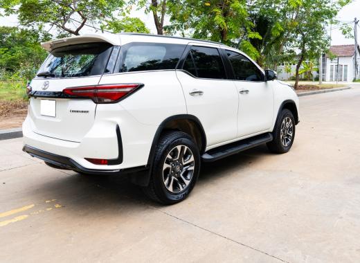 Toyota Fortuner Legender 2021