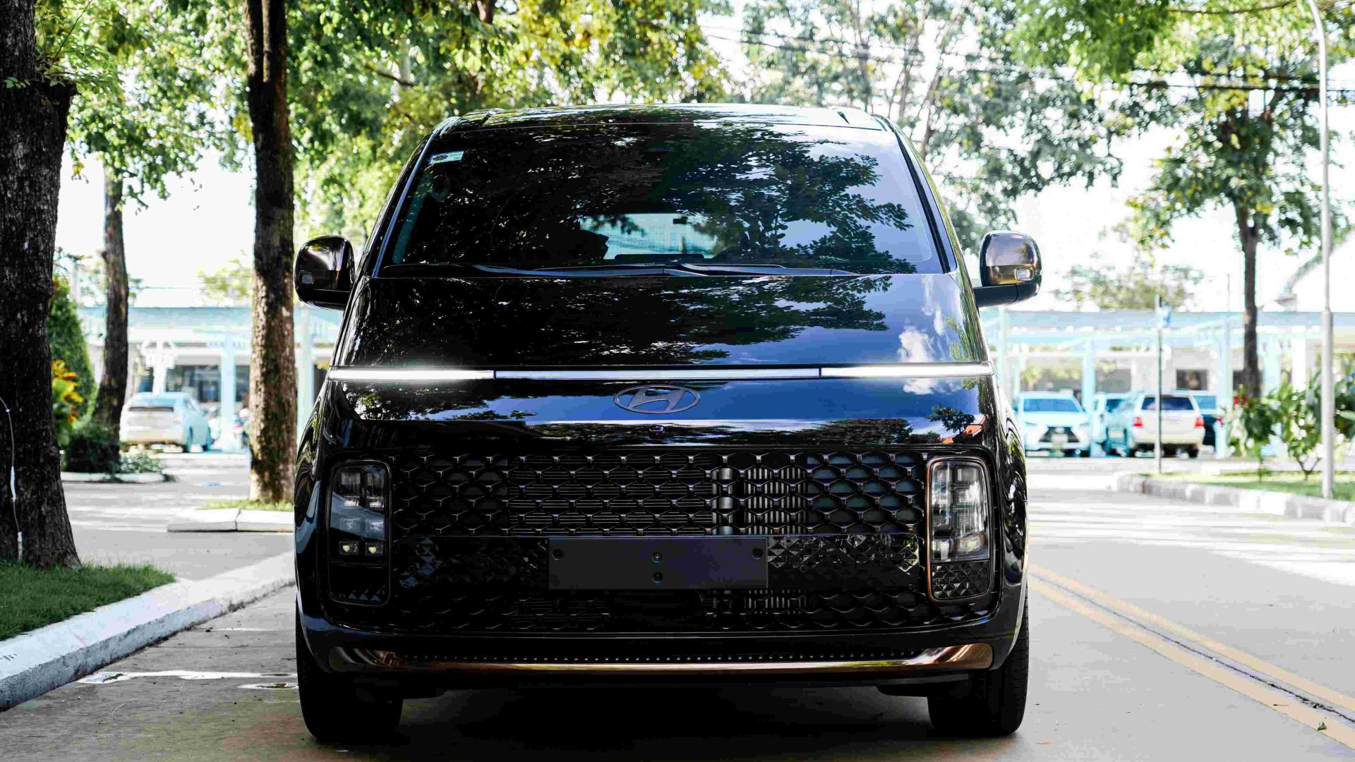 Hyundai Staria Loung 2025